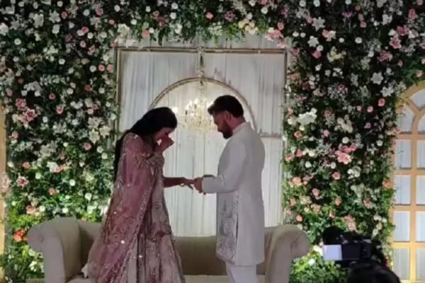रिंकू सिंह आणि प्रिया सरोज यांचा साखरपुडा: भावना अनावर, डोळ्यांतून अश्रू
